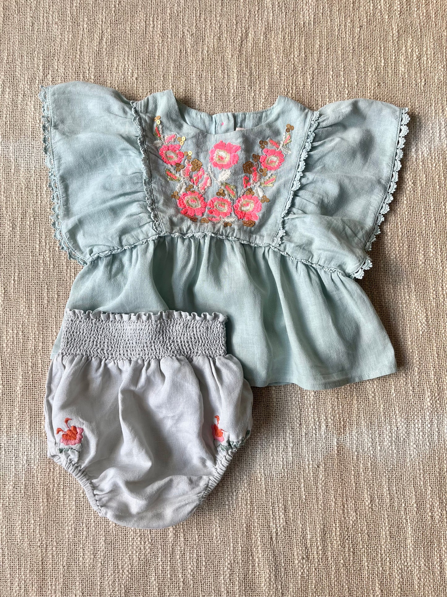 LOUISE MISHA / BONNET A POMPON  ✨  Tenue Fille - 2 ans